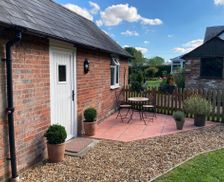 United Kingdom Wiltshire North Tidworth vacation rental compare prices direct by owner 12969050