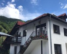 Romania Vâlcea Voineşiţa vacation rental compare prices direct by owner 13747258