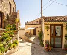 Italy Basilicata Aliano vacation rental compare prices direct by owner 26032965