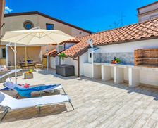 Italy Campania Sant'Agnello vacation rental compare prices direct by owner 26354129