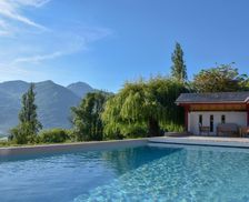 France Midi-Pyrénées Saint-Savin vacation rental compare prices direct by owner 14266581