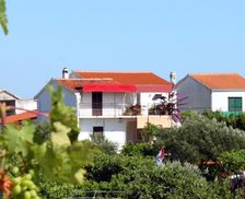 Croatia Hvar Island Sućuraj vacation rental compare prices direct by owner 4163439