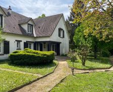 France Loiret Huisseau-sur-Mauves vacation rental compare prices direct by owner 11712071