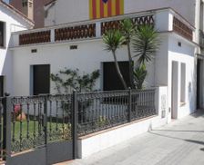 Spain Catalonia Premiá de Mar vacation rental compare prices direct by owner 13885574