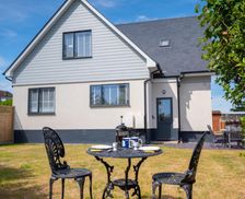 United Kingdom Suffolk Aldeburgh vacation rental compare prices direct by owner 27876441