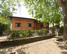 Italy Tuscany Bientina vacation rental compare prices direct by owner 14304395