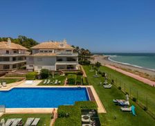 Spain AL Estepona vacation rental compare prices direct by owner 15204261