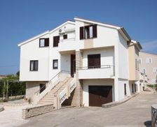 Croatia Lika-Senj Novalja vacation rental compare prices direct by owner 15446536