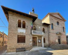 Italy Marche Serrungarina vacation rental compare prices direct by owner 26834417