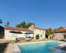 France Auvergne Charroux - Allier vacation rental compare prices direct by owner 23630674