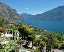 Italy Lombardy Limone sul Garda vacation rental compare prices direct by owner 35075376