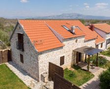 Croatia Sibenik-Knin County Oklaj vacation rental compare prices direct by owner 14117589