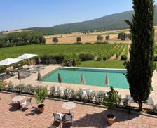 Italy Tuscany Monteriggioni vacation rental compare prices direct by owner 14037852