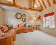 United Kingdom Norfolk Little Walsingham vacation rental compare prices direct by owner 26832402