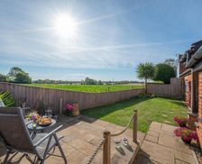 United Kingdom Suffolk Saxtead vacation rental compare prices direct by owner 13026767