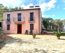 Italy Sicily Gangi vacation rental compare prices direct by owner 13613347