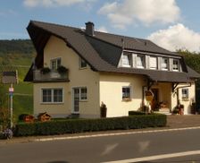 Germany Rhineland-Palatinate Bernkastel-Kues vacation rental compare prices direct by owner 18558117