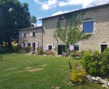 France Auvergne Saint-Éloy-la-Glacière vacation rental compare prices direct by owner 14158559