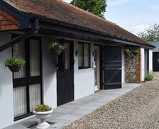 United Kingdom Kent Sittingbourne vacation rental compare prices direct by owner 18929413