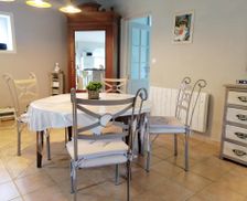 France Provence-Alpes-Côte d'Azur Sisteron vacation rental compare prices direct by owner 27080505