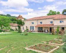 France Aquitaine Saint-Jean-de-Thurac vacation rental compare prices direct by owner 26039341