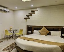 India Madhya Pradesh Pachmarhī vacation rental compare prices direct by owner 35448855