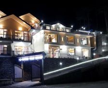 India Himachal Pradesh Chail vacation rental compare prices direct by owner 35329607