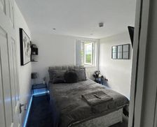 United Kingdom Hertfordshire Watford vacation rental compare prices direct by owner 32551156