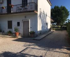 Italy Lazio Cerreto Alto vacation rental compare prices direct by owner 29957552