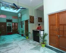 India Uttar Pradesh Chinhat vacation rental compare prices direct by owner 18017463