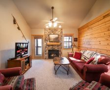 United States Missouri Branson vacation rental compare prices direct by owner 2484405