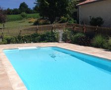 France Nouvelle-Aquitaine Vaux-Lavalette vacation rental compare prices direct by owner 4417386