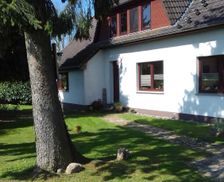 Germany MV Ahrenshagen-Daskow vacation rental compare prices direct by owner 4110007