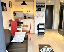 France BASSE NORMANDIE DEAUVILLE SUR MER vacation rental compare prices direct by owner 4269198