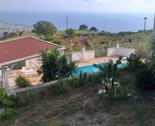 Italy Calabria 6900906 vacation rental compare prices direct by owner 4672308