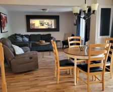 Canada Quebec Laval vacation rental compare prices direct by owner 33299677