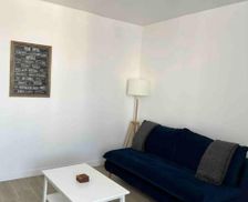 France Seine-Saint-Denis Aubervilliers vacation rental compare prices direct by owner 29371922