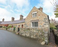 United Kingdom North Wales Caernarfon vacation rental compare prices direct by owner 34868982