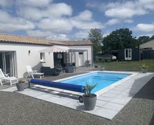 France Charente-Maritime Semussac vacation rental compare prices direct by owner 34792610