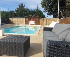 France Occitania La Ferté-Gaucher vacation rental compare prices direct by owner 34928345