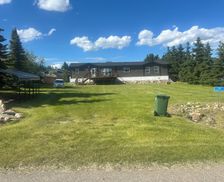 Canada Alberta Rimbey vacation rental compare prices direct by owner 34917534