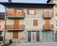 Italy Provincia di Bergamo Rovetta vacation rental compare prices direct by owner 34944224