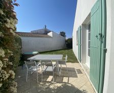 France  Le chateau d'oleron vacation rental compare prices direct by owner 33567735