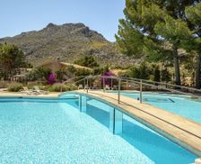 Spain Galicia Cala Sant Vicenç vacation rental compare prices direct by owner 34893551