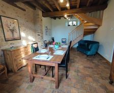 France Mayenne Prée-d'Anjou vacation rental compare prices direct by owner 10633291