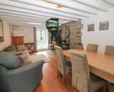 United Kingdom Peak District High Peak vacation rental compare prices direct by owner 34932187