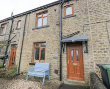 United Kingdom Peak District Holmfirth vacation rental compare prices direct by owner 34927241