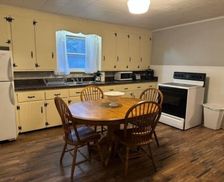 United States New York Fredonia vacation rental compare prices direct by owner 33518461