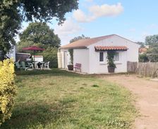 France Vendée Grues vacation rental compare prices direct by owner 34769569