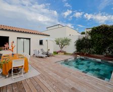 France Gard Aigues-Vives vacation rental compare prices direct by owner 34771498